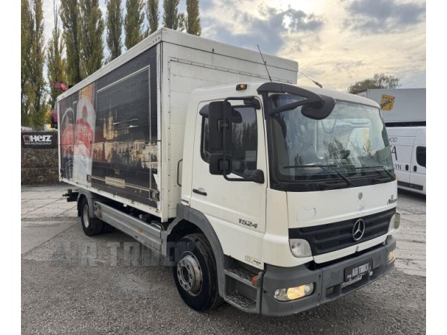 Mercedes-Benz Mercedes-Benz-Atego-Skříň-Čelo